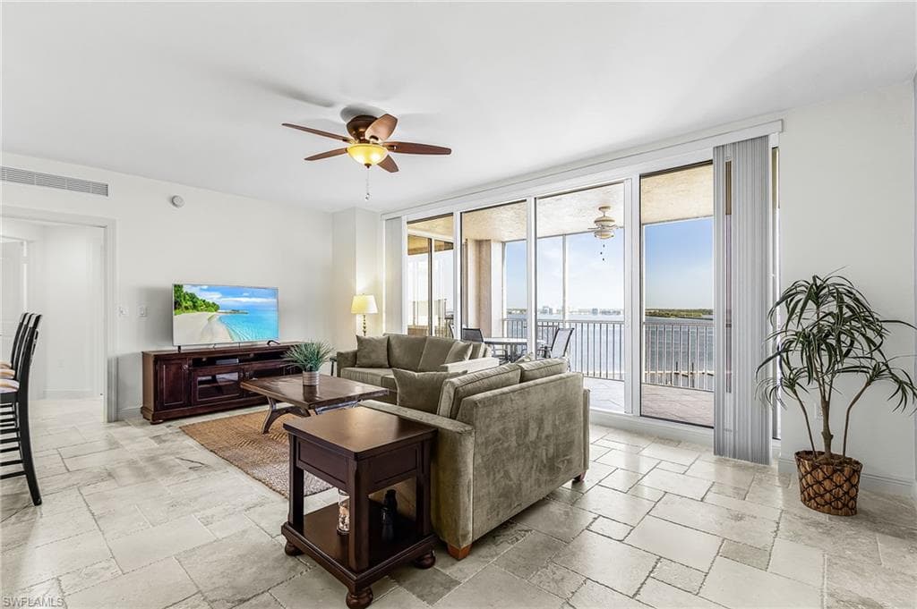 2090 W First ST 1009-2