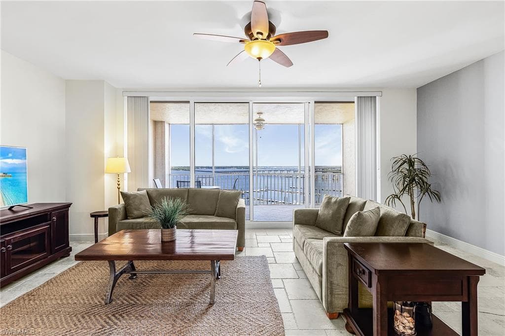 2090 W First ST 1009-4