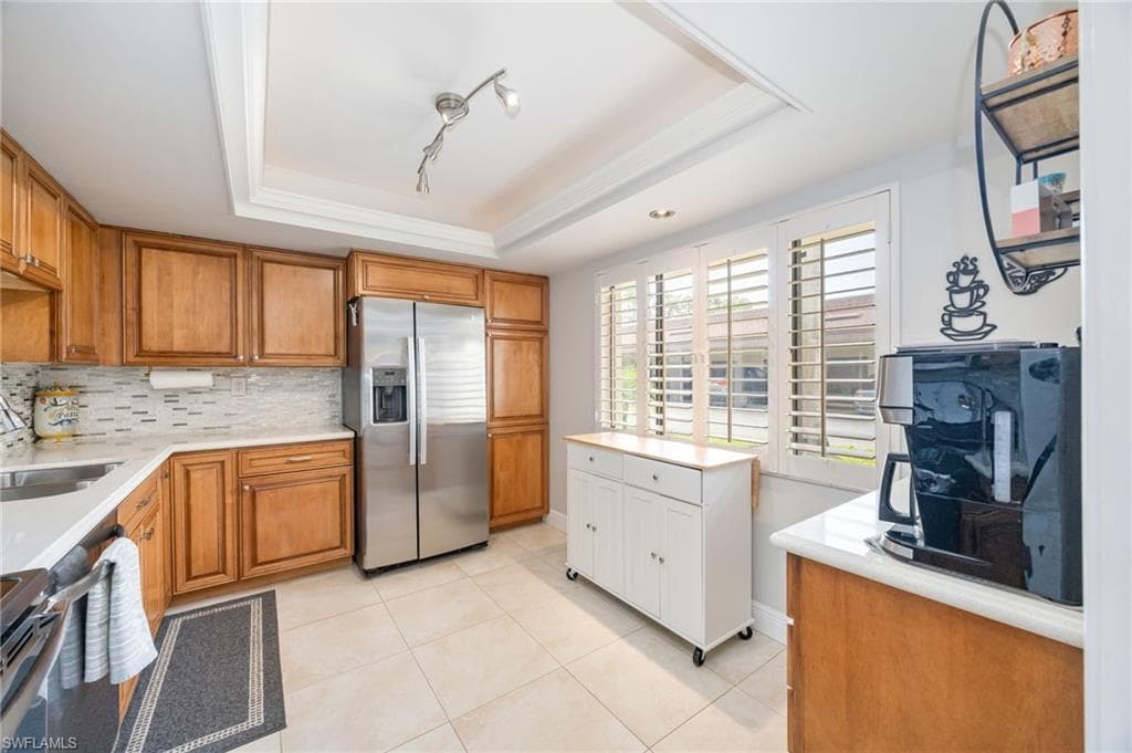 413 Augusta BLVD 105-2