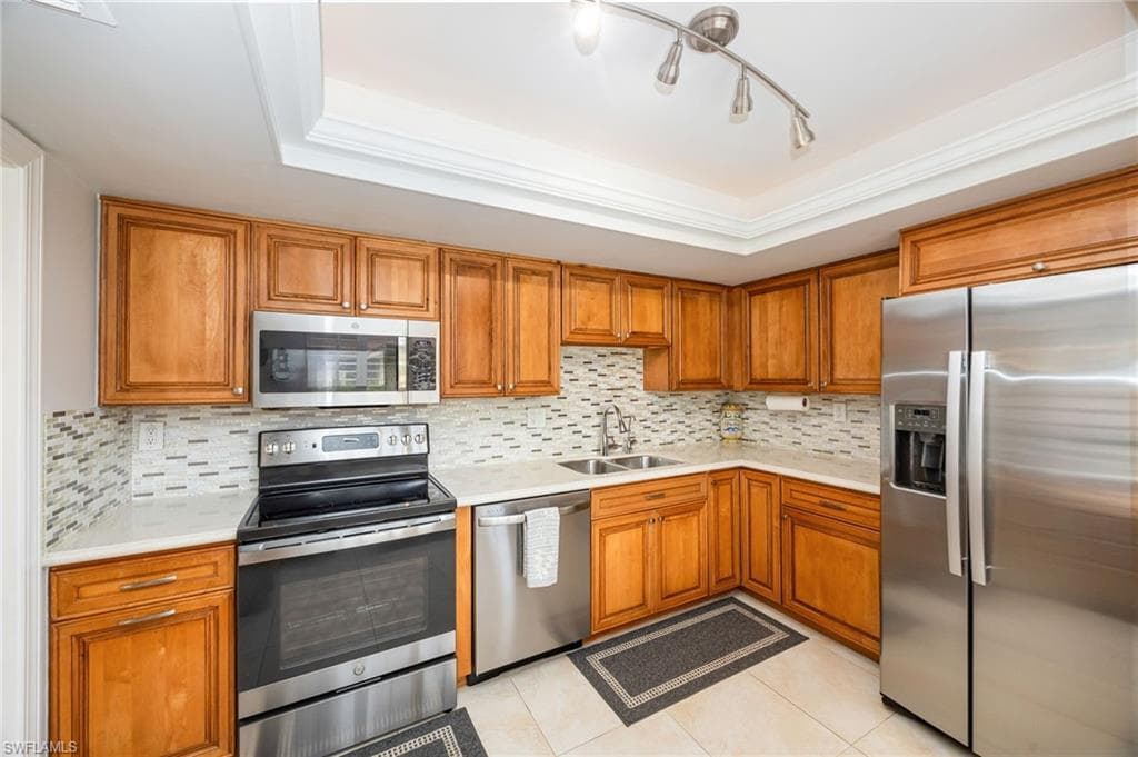 413 Augusta BLVD 105-13
