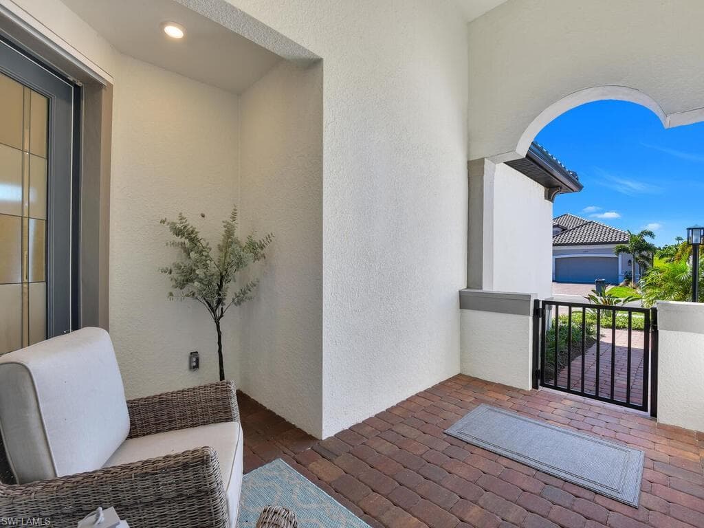 11694 Canal Grande DR-5