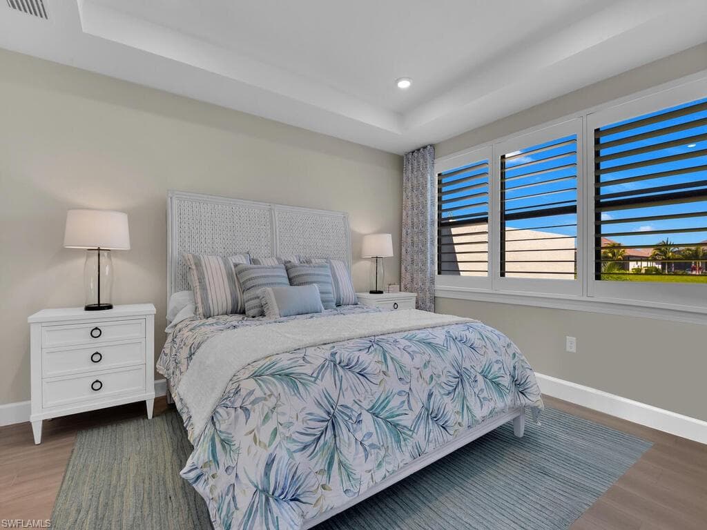 11694 Canal Grande DR-28