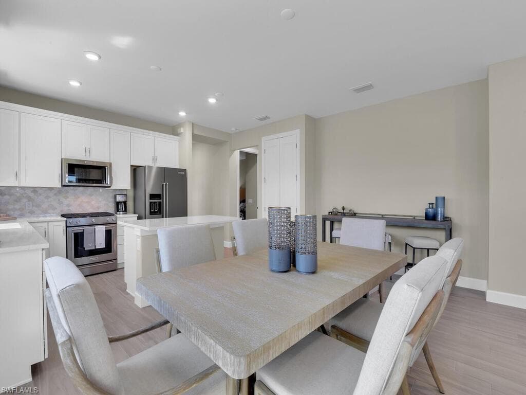 11694 Canal Grande DR-20