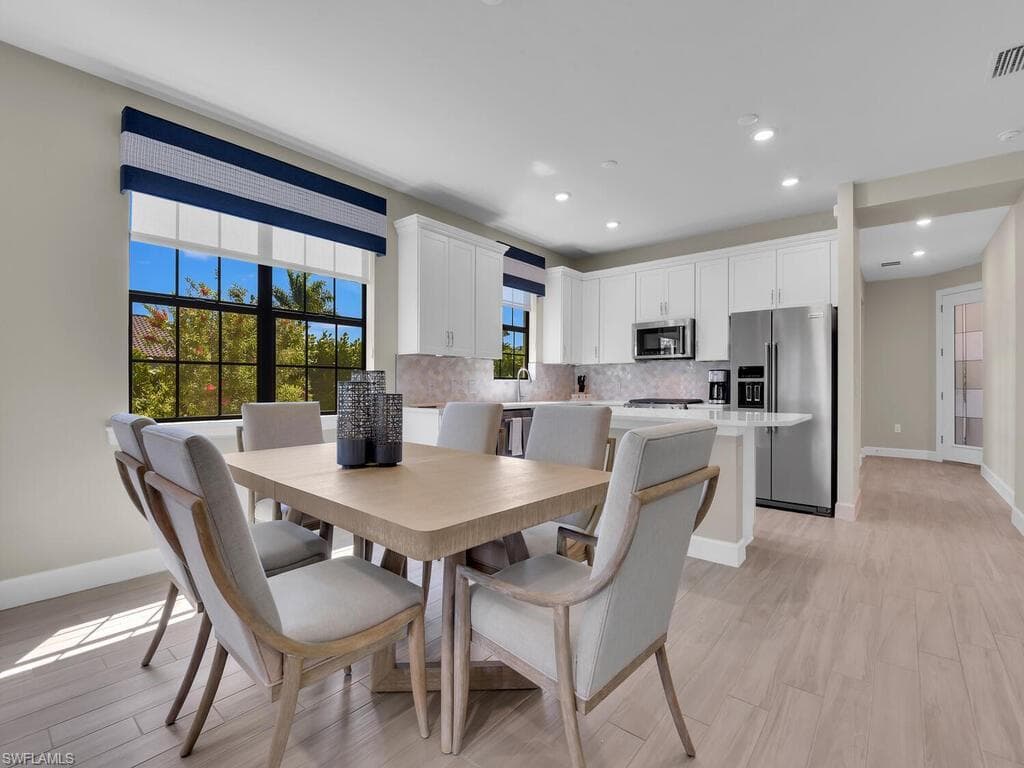 11694 Canal Grande DR-10
