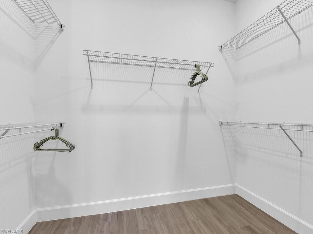 11694 Canal Grande DR-33
