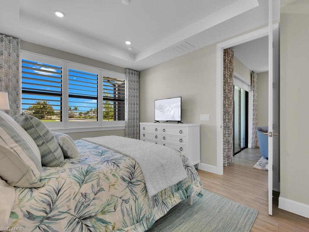11694 Canal Grande DR-29