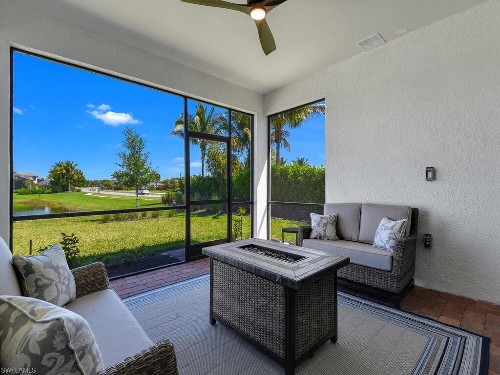 11694 Canal Grande DR-25
