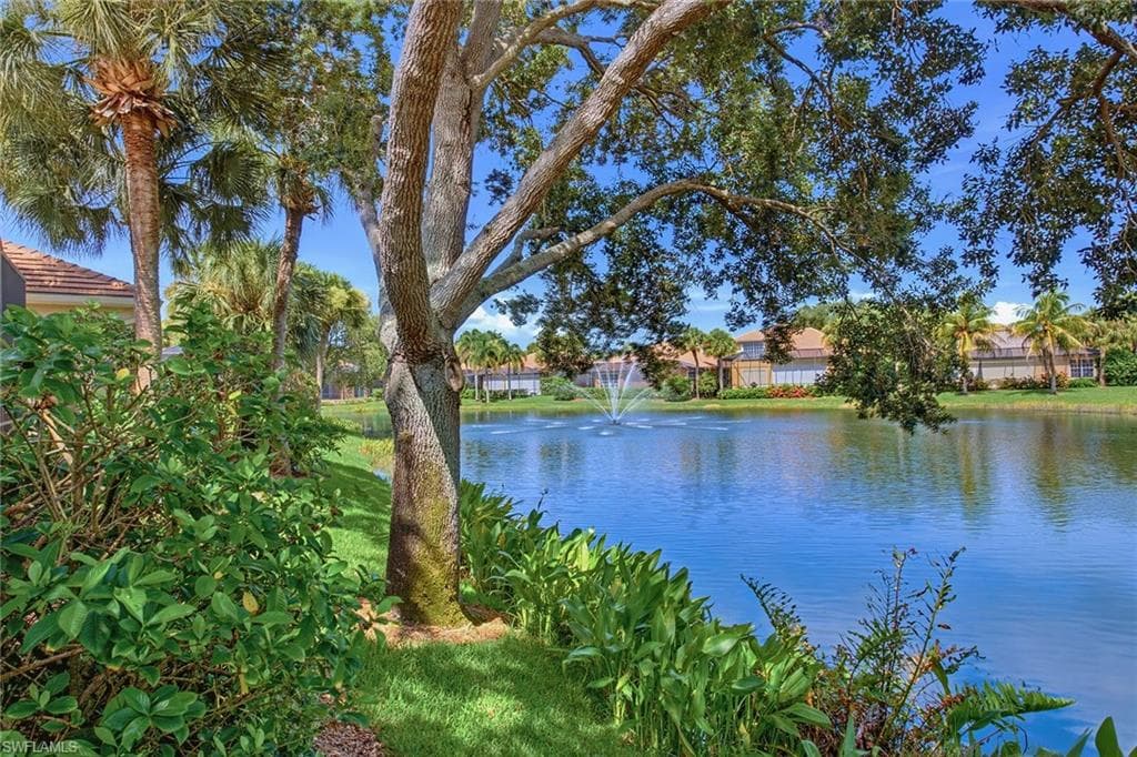 2325 Island Cove CIR-18
