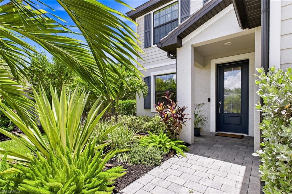 13883 Pine Lodge LN-4