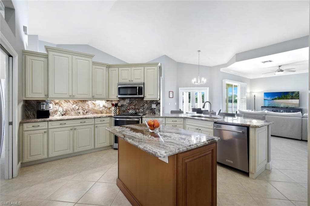 12070 Fairway Isles DR-5