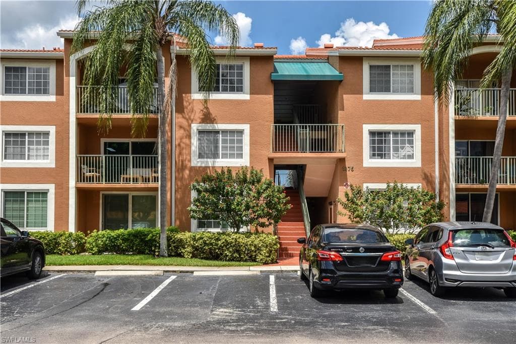 1275 Wildwood Lakes BLVD 303-1