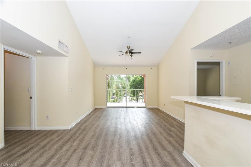 1275 Wildwood Lakes BLVD 303-4