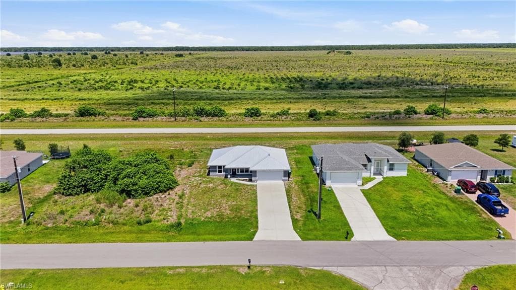 146 Plantation DR-28