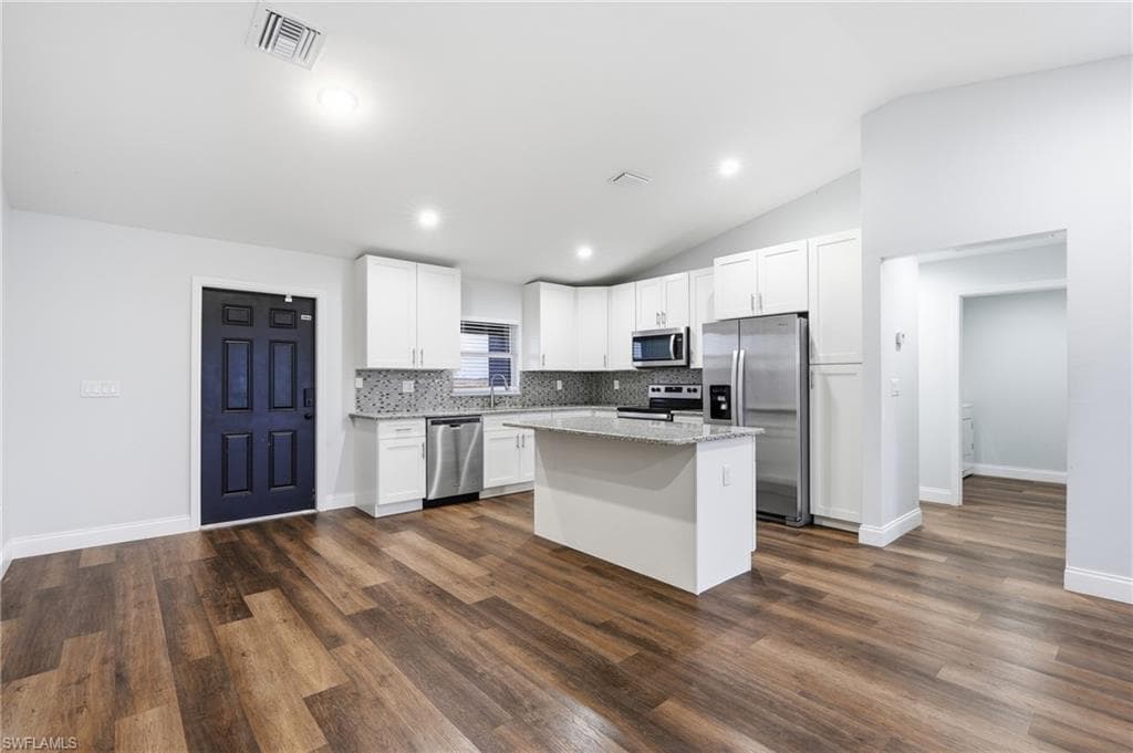 146 Plantation DR-20
