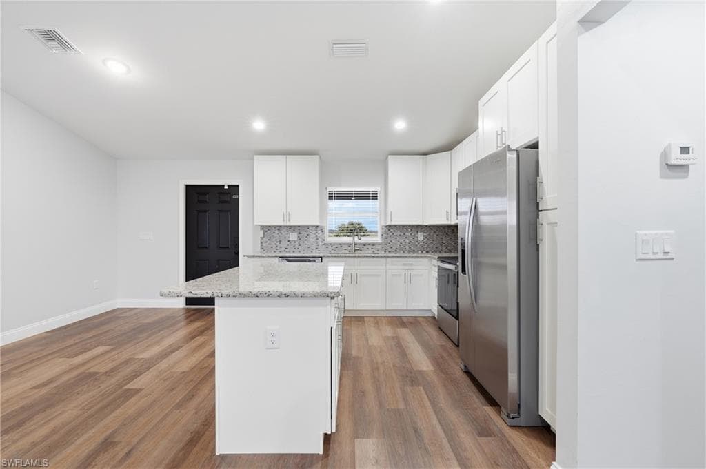 146 Plantation DR-25