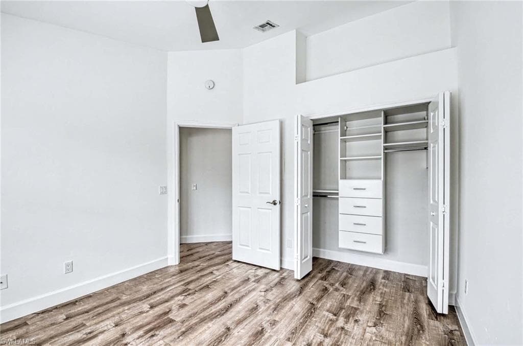 5701 Heron LN 705-17