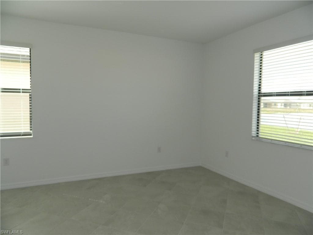 3447 Menores WAY-11