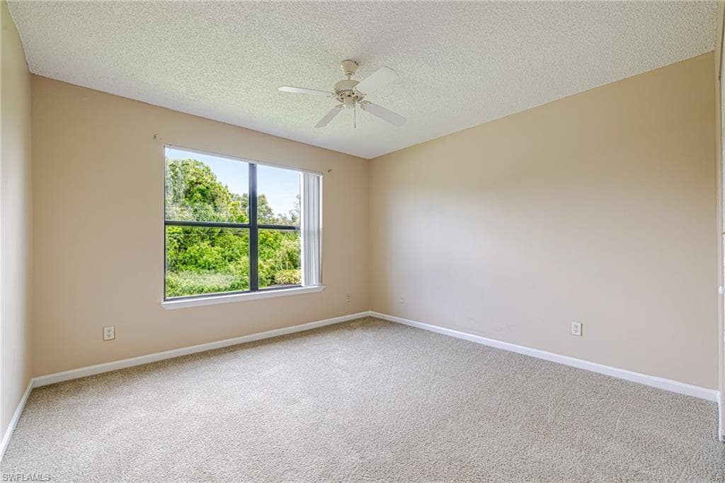 13515 Eagle Ridge DR-24