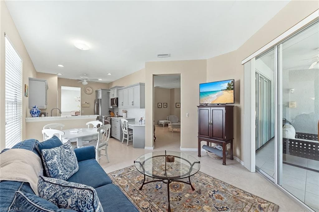 2190 Arielle DR 901-15