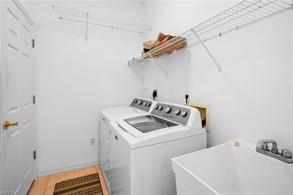 11227 Lakeland CIR-26