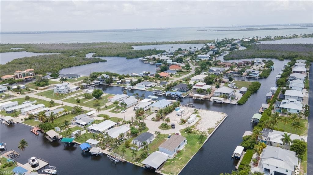 2692 N Ibis CT-6