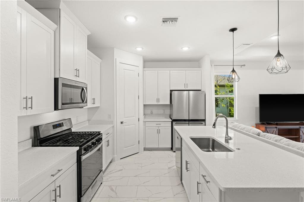 17080 River Otter RD-6
