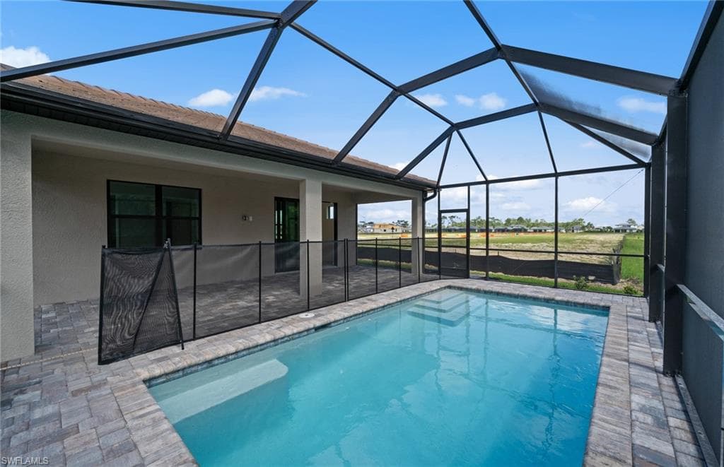 2094 Seville LN-28