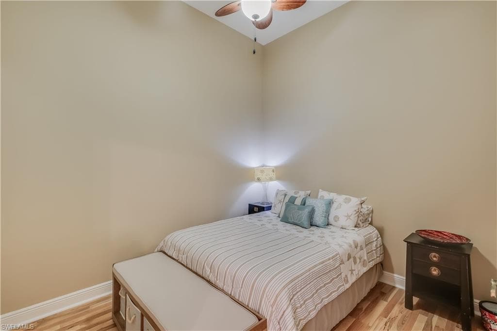 2743 1st ST 305-22