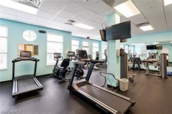 2743 1st ST 305-33