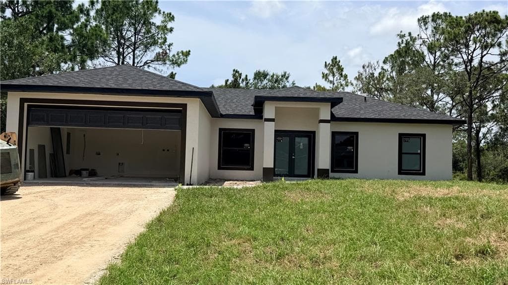 5233 44 ST NE-2