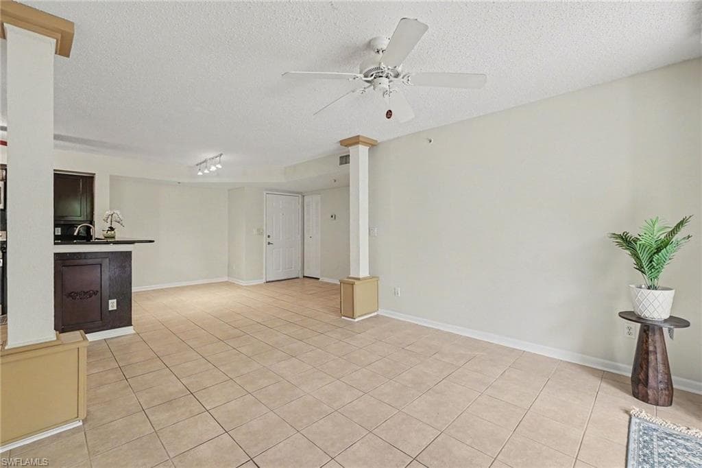 1280 Wildwood Lakes BLVD 106-4