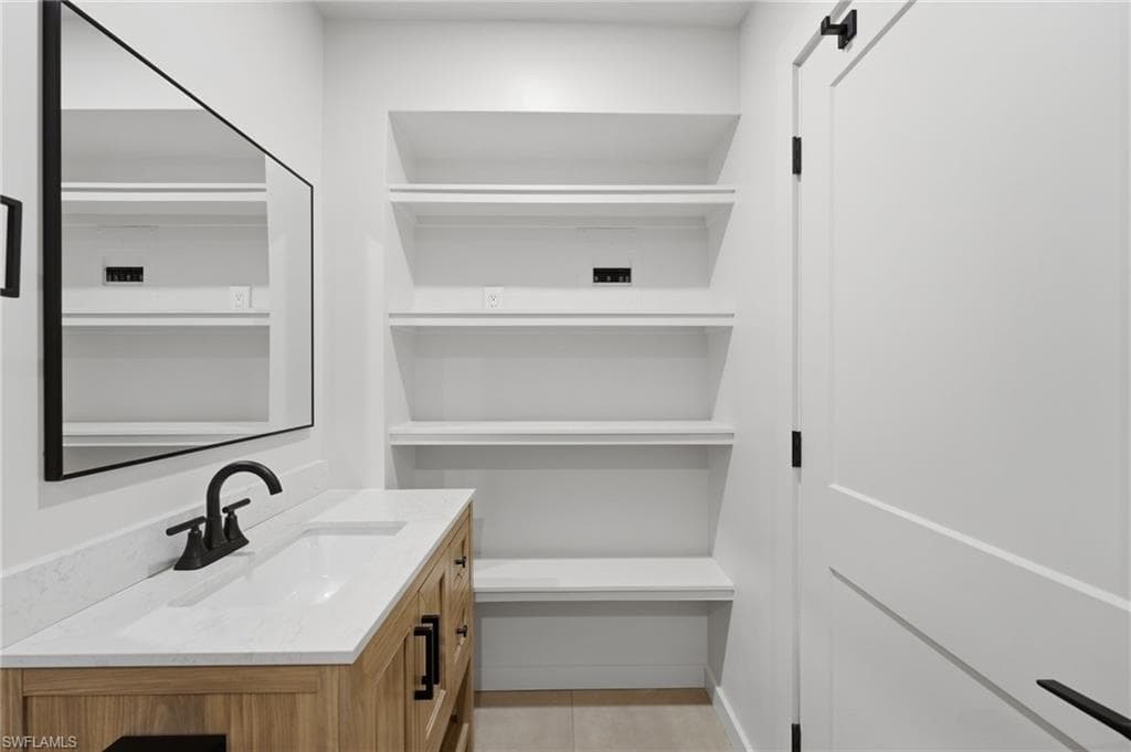2795 N Beach RD B-11
