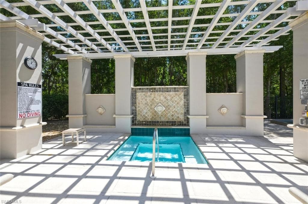 23421 Alamanda DR 201-22