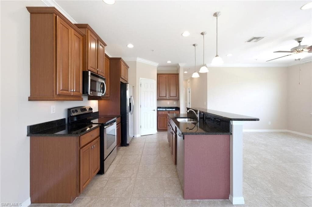 23421 Alamanda DR 201-5