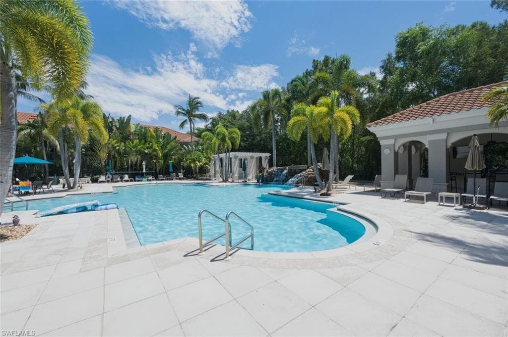 23421 Alamanda DR 201-20