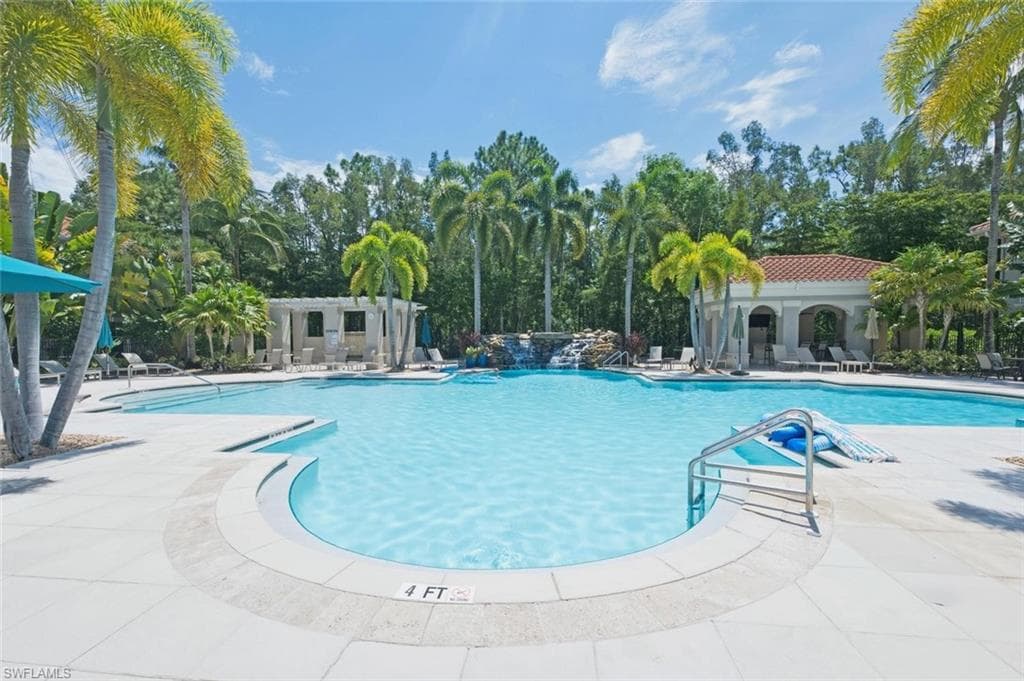 23421 Alamanda DR 201-19