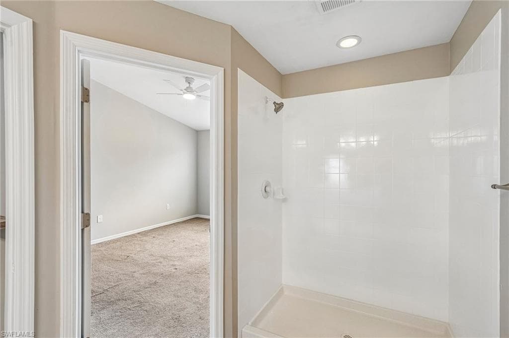 1104 Oxford LN 44-16