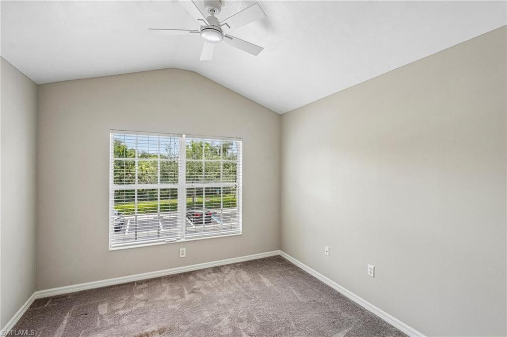 1104 Oxford LN 44-22