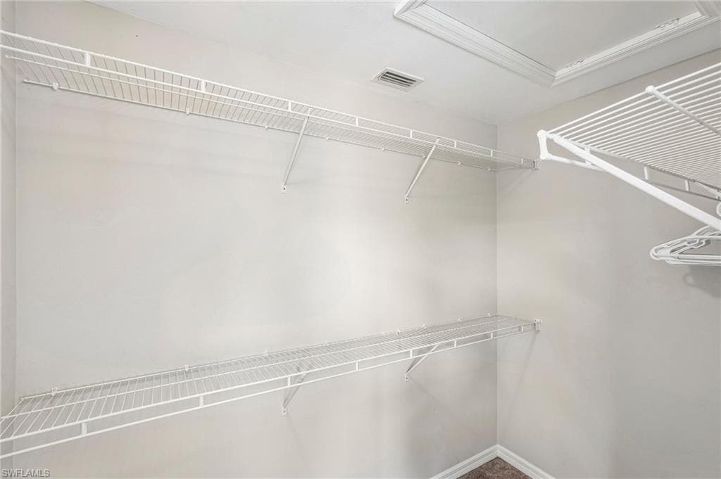 1104 Oxford LN 44-14