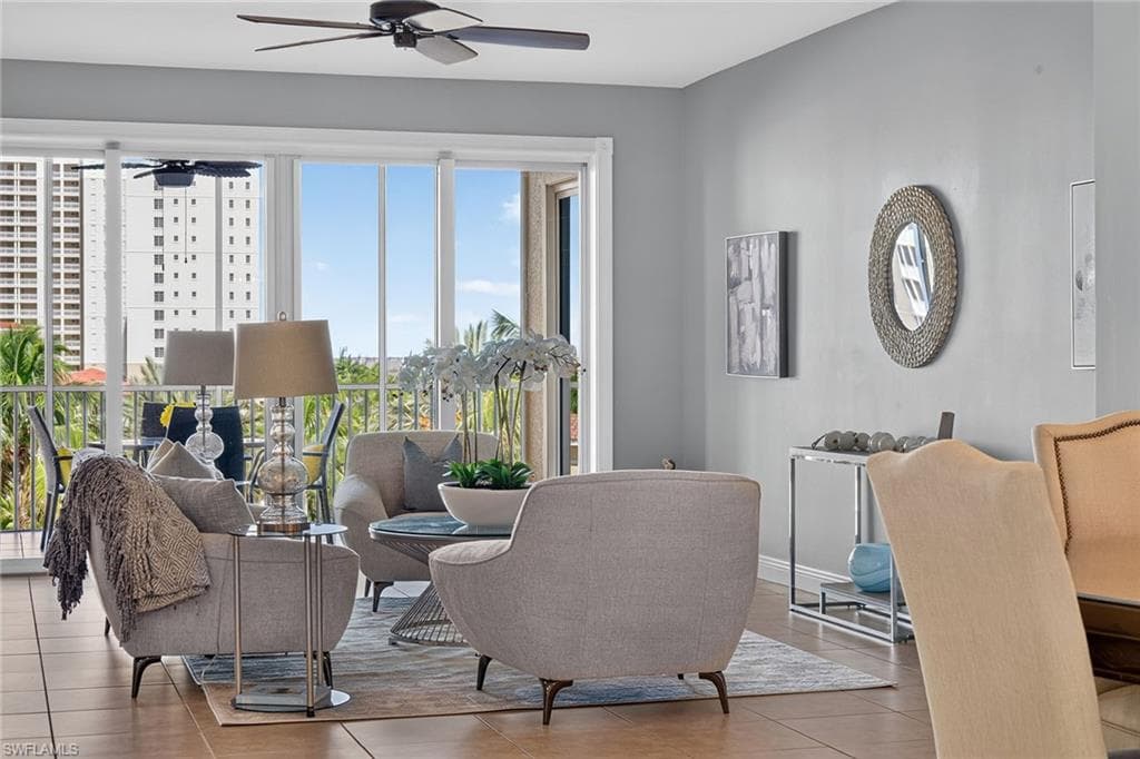 6081 Silver King BLVD 302-4