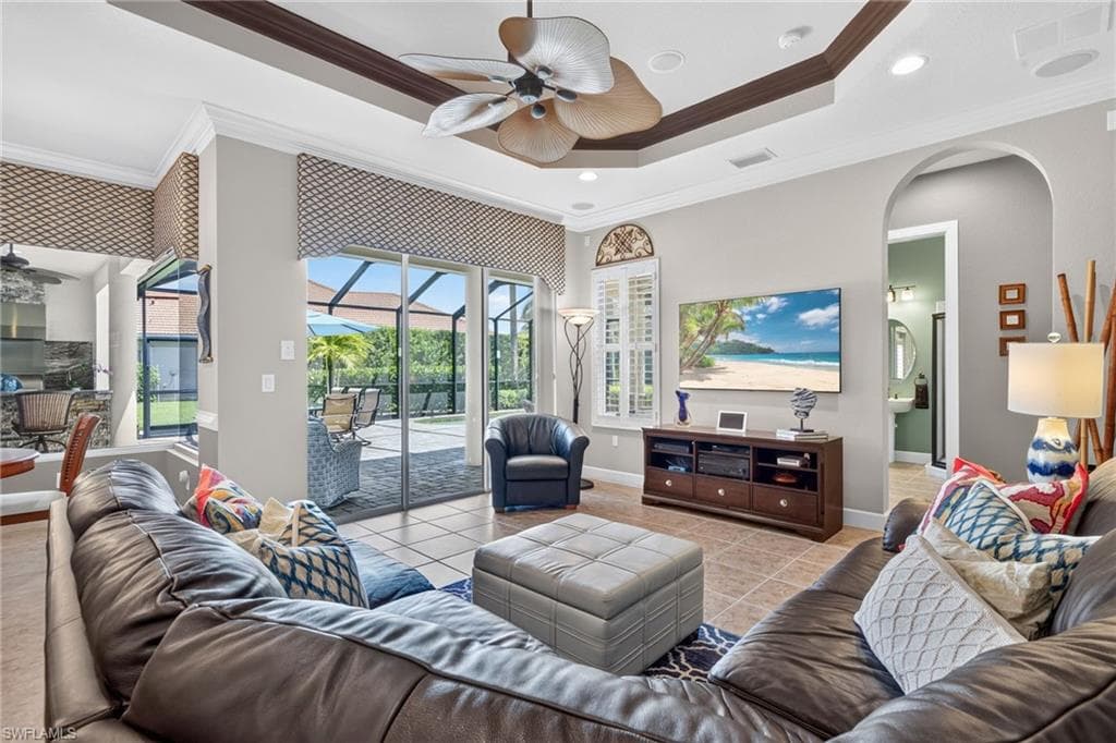 10897 Stonington AVE-5