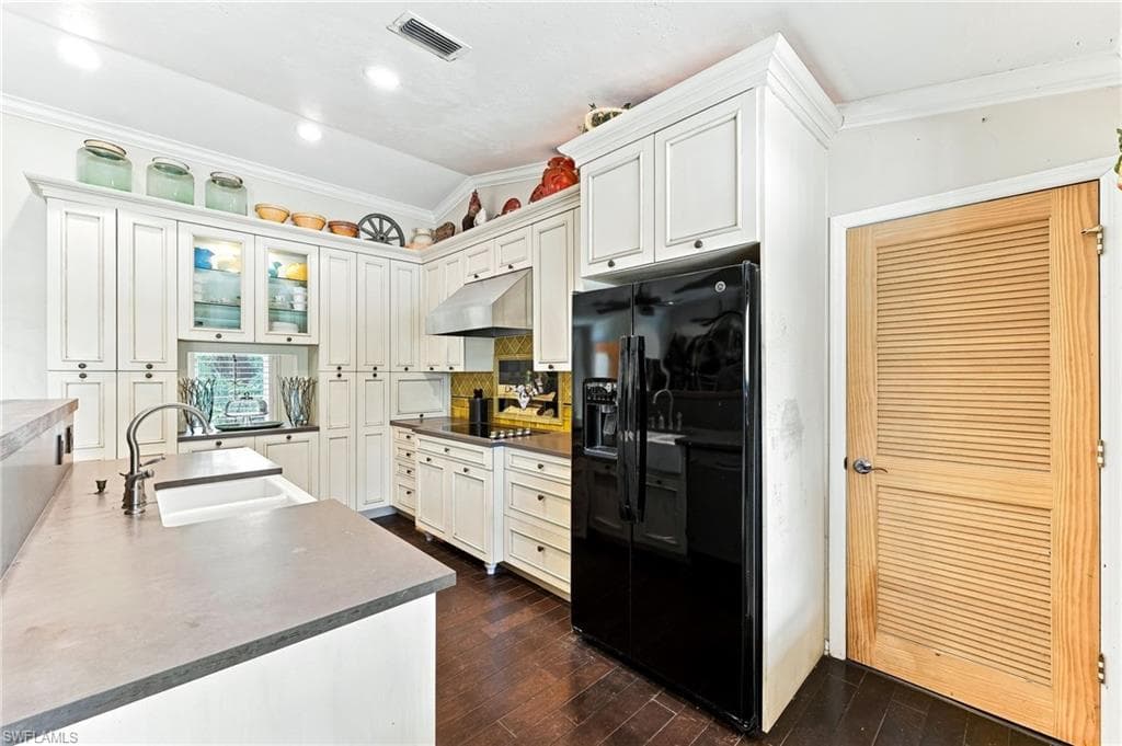 5247 Cherry Wood DR-17