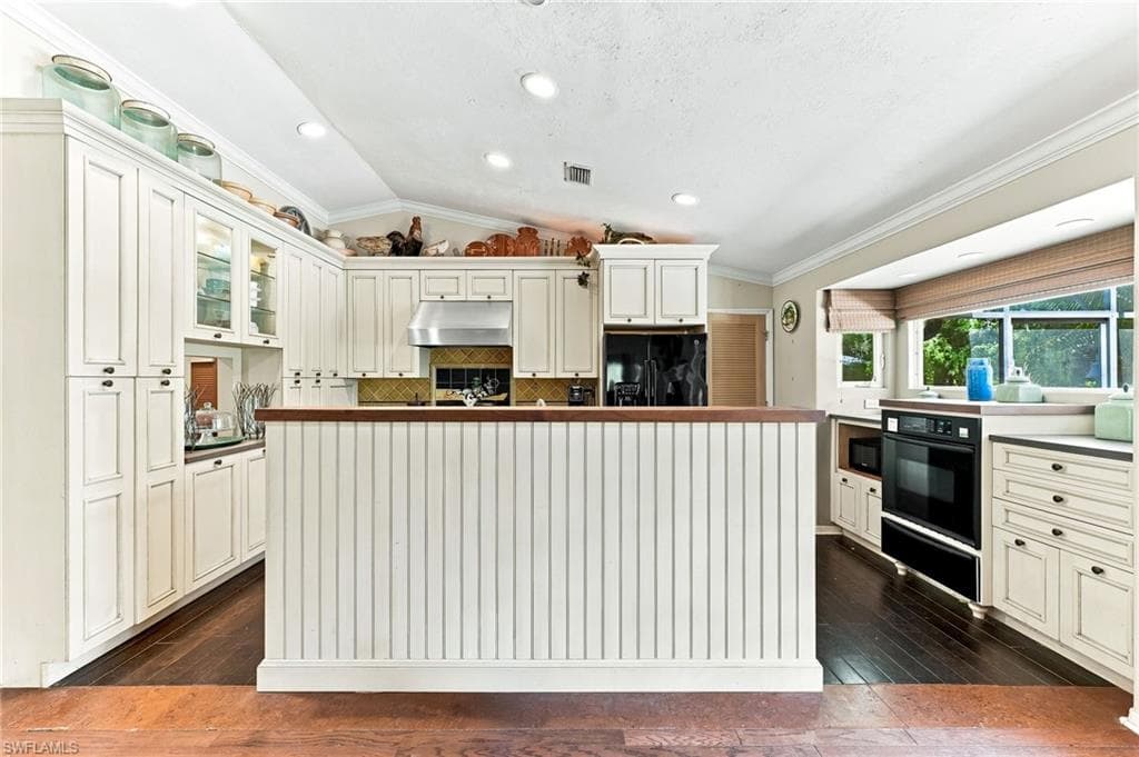 5247 Cherry Wood DR-16