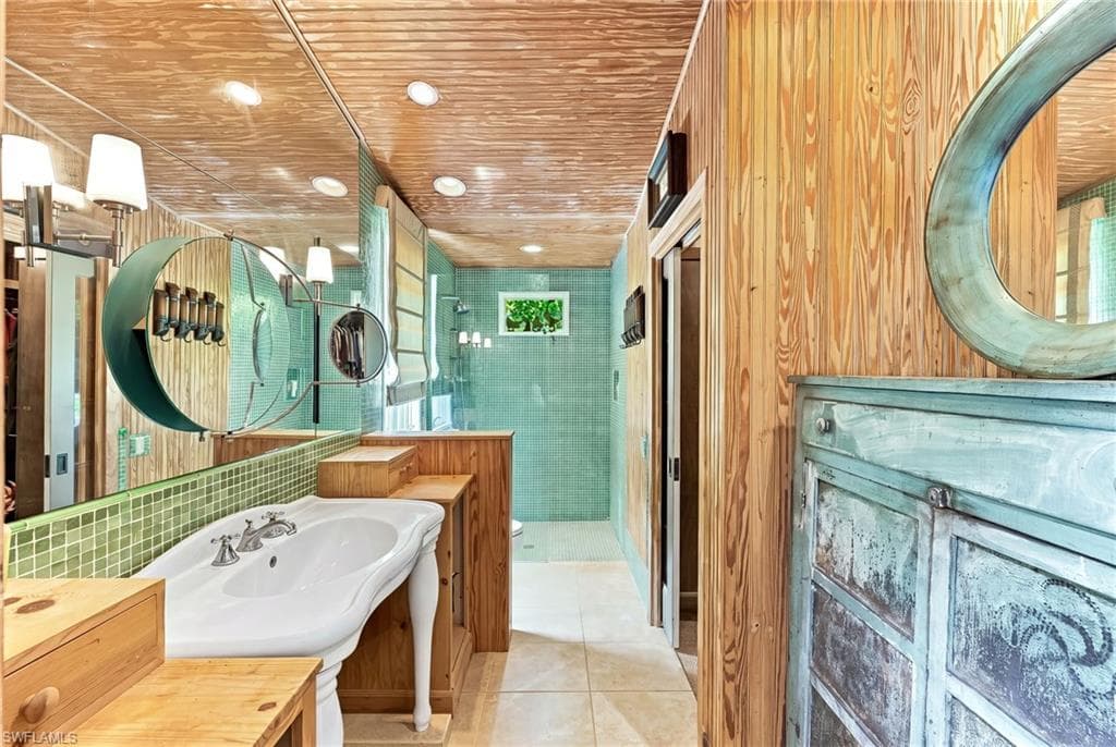 5247 Cherry Wood DR-22