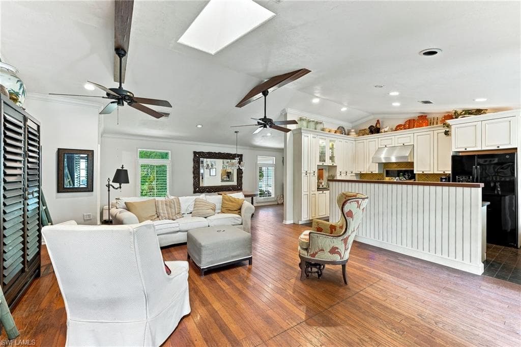 5247 Cherry Wood DR-14