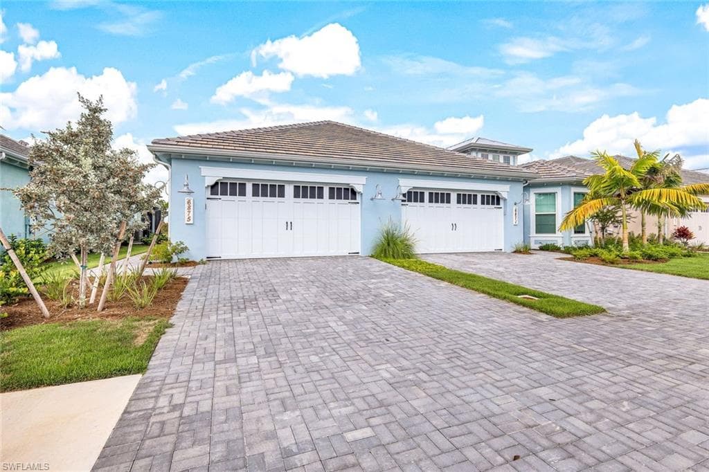 6875 Saona CT-17