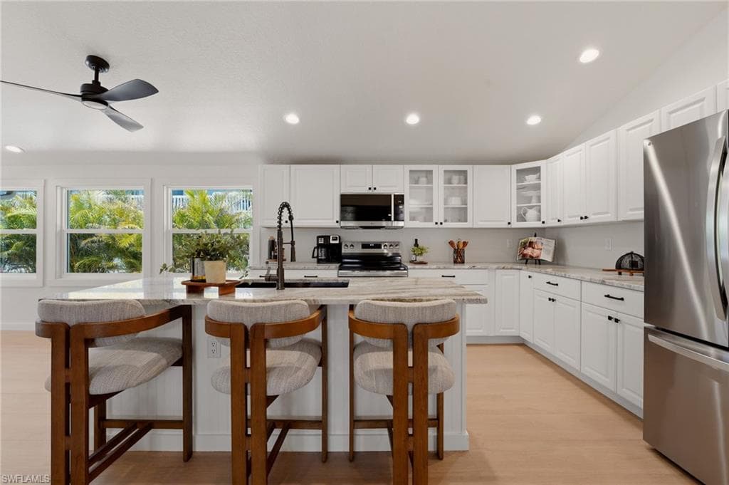 120 Stanford DR-12