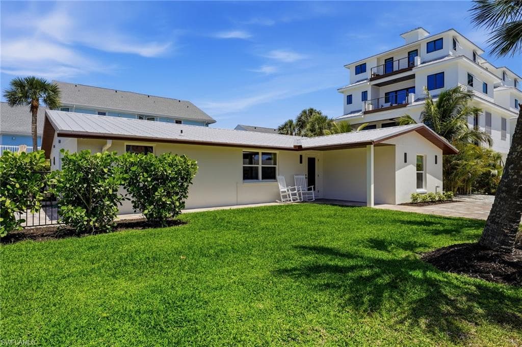 120 Stanford DR-5