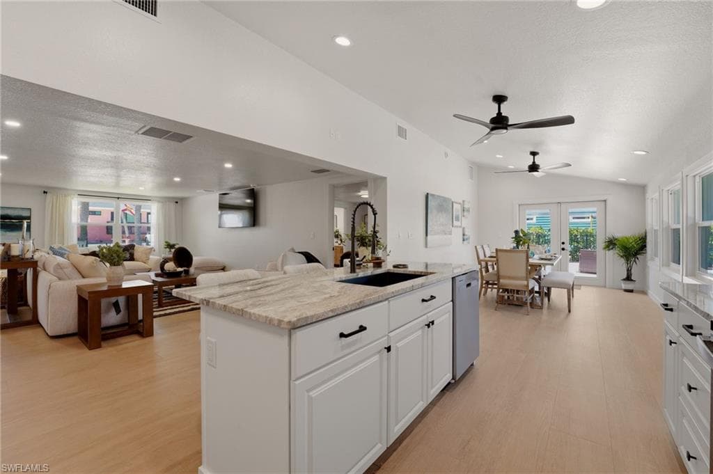 120 Stanford DR-11
