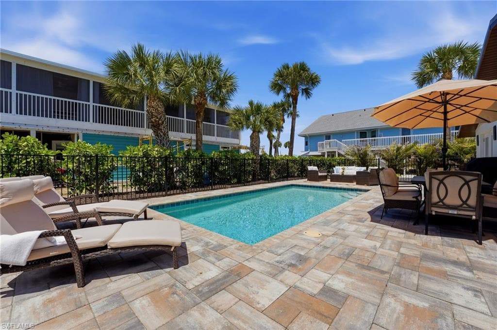 120 Stanford DR-40